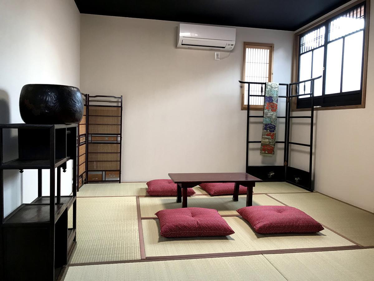 Kyoto Machiya Saikyo-Inn Buitenkant foto